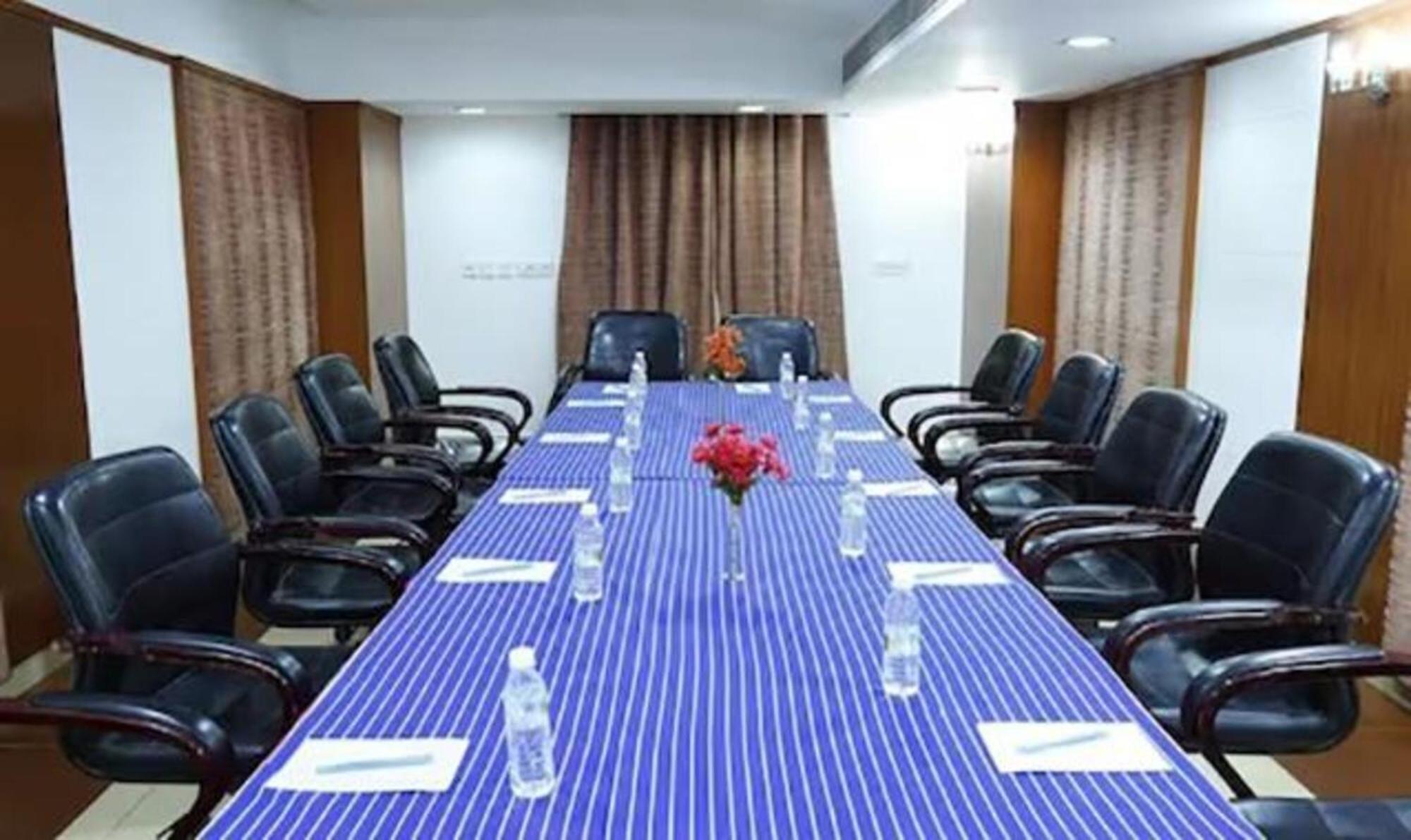 Fabhotel Prime Chennai Deluxe Zewnętrze zdjęcie